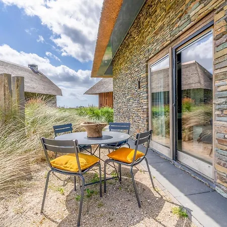 Buytenplaats 193 Vila *